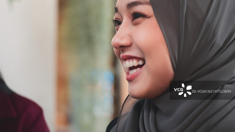 成功的女商人。图片素材