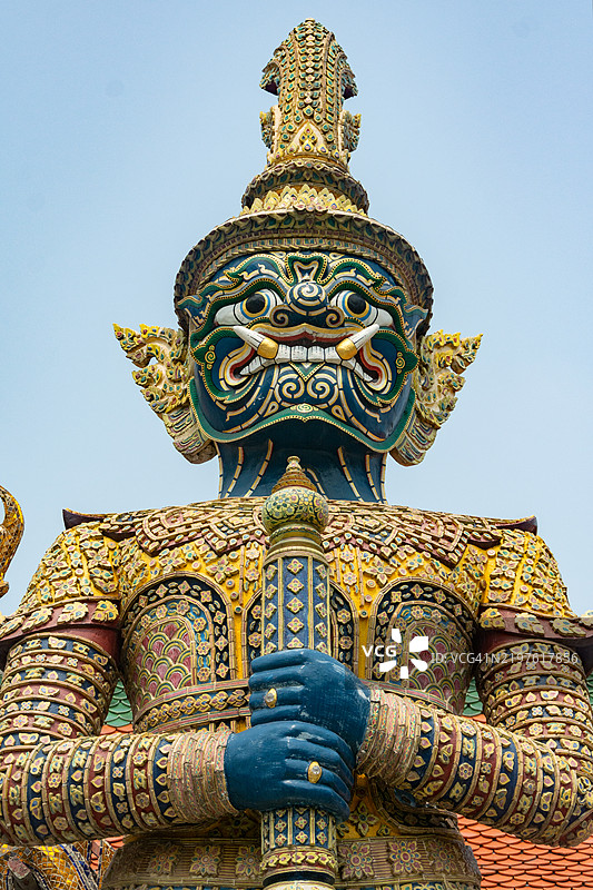 威龙占邦守卫着曼谷的大皇宫。图片素材