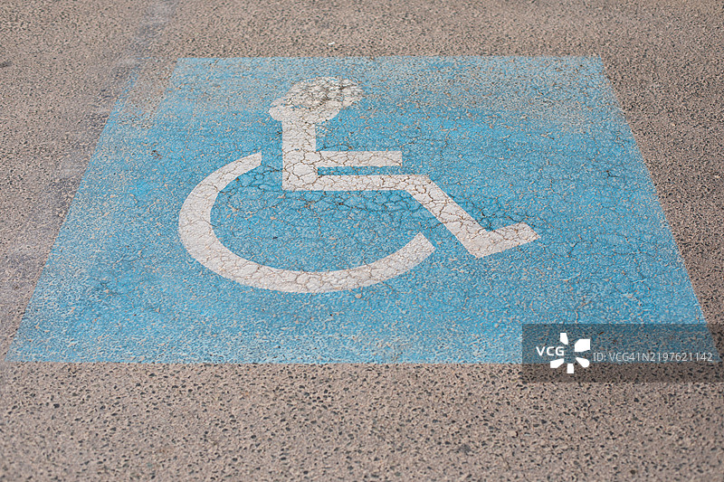 残疾人停车位图片素材
