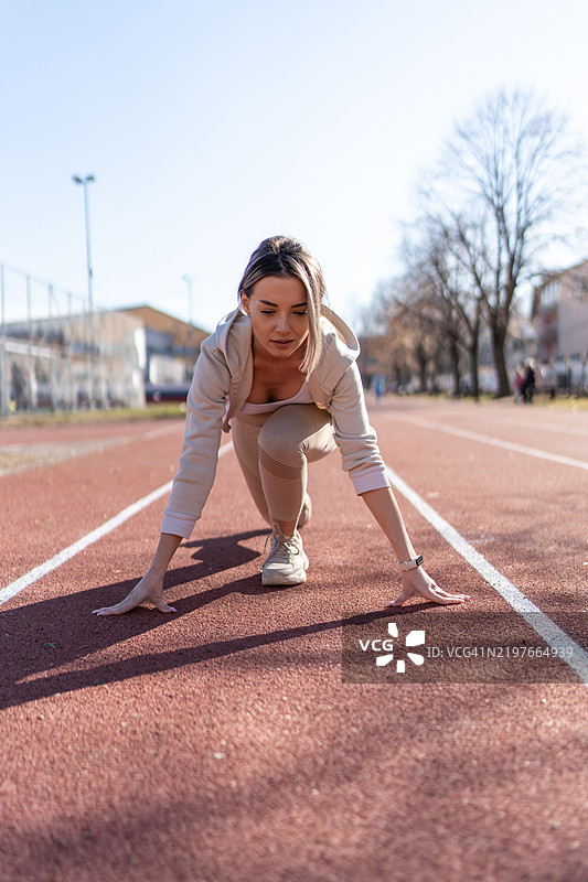 积极的生活方式，运动训练，健身，健康的生活方式。图片素材