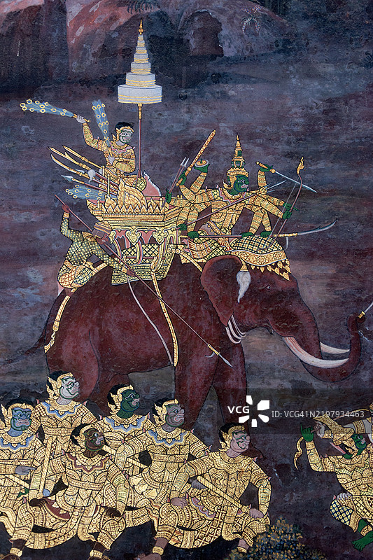 大皇宫场景，来自史诗《拉玛坚》，位于玉佛寺。图片素材