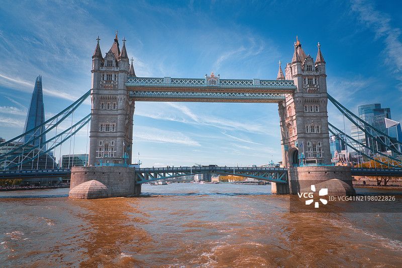 伦敦塔桥在银河下，伦敦图片素材