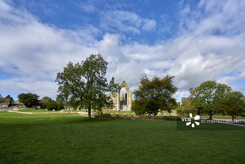 博尔顿修道院，沃夫代尔，约克郡，英格兰，英国。图片素材