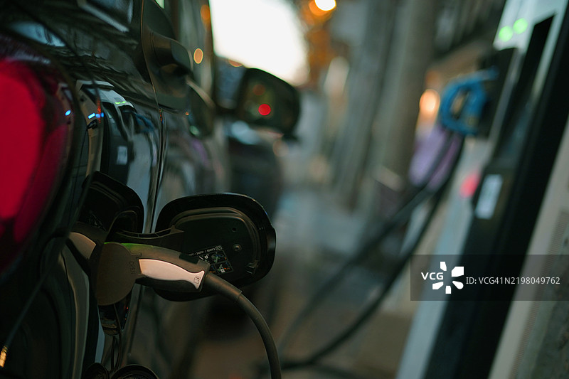 充电电动车，插头细节图片素材