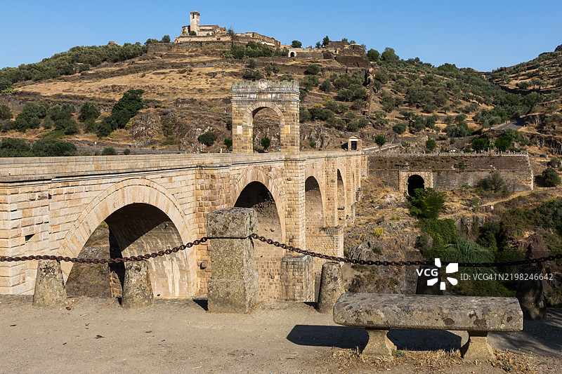 阿尔坎塔拉的罗马石桥（阿尔坎塔拉桥，西班牙）图片素材