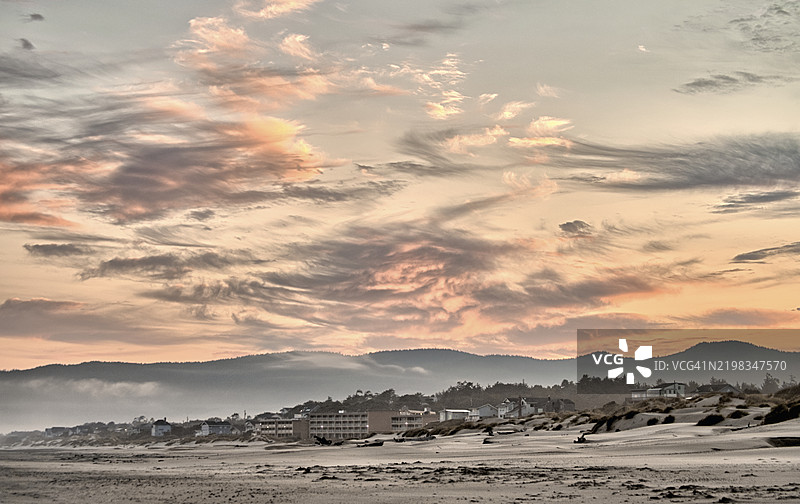 海滨日出图片素材