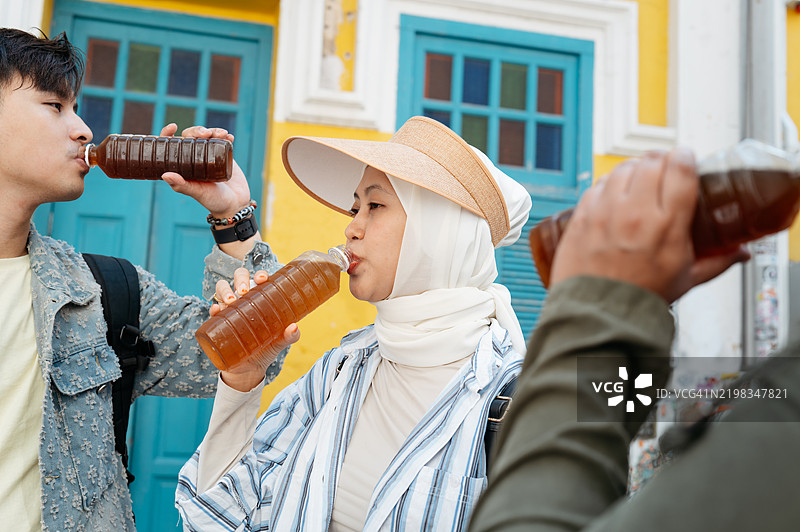 在吉隆坡的多种族亚洲游客图片素材