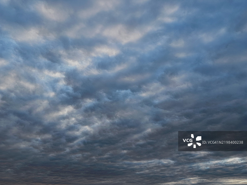 天空布满云彩图片素材