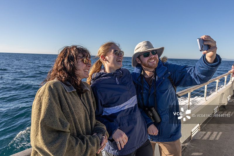 蒙特雷湾观鲸图片素材