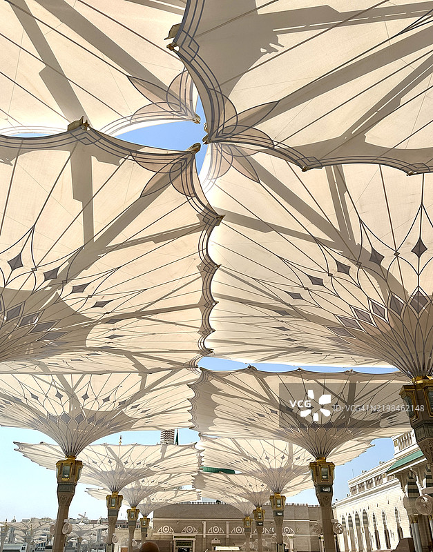 先知穆罕默德的圣殿和阿尔纳比清真寺，沙特阿拉伯麦地那，2024年10月21日图片素材