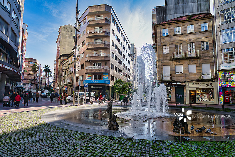 西班牙蓬特韦德拉的儿童广场图片素材