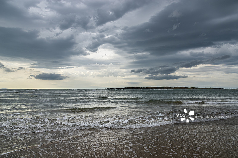 新堡海滩，安格尔西，北威尔士图片素材