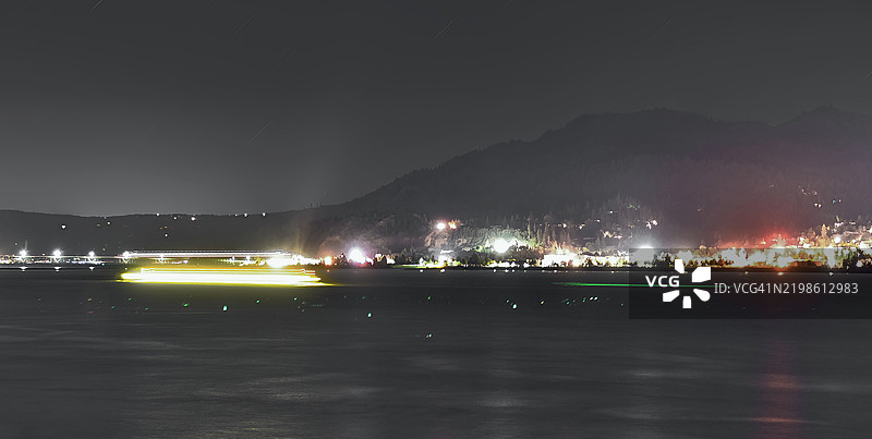 哥伦比亚河光轨图片素材