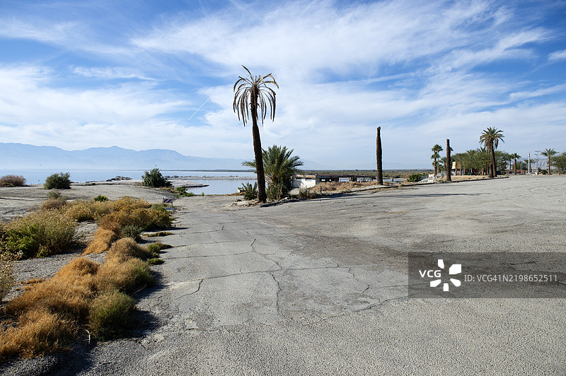 萨尔顿海滩的道路图片素材