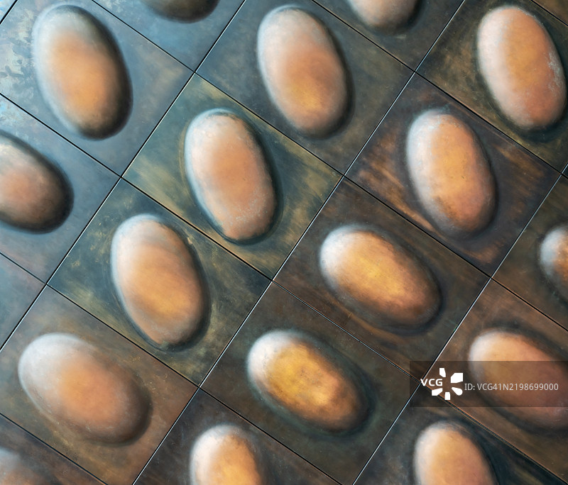 带有几何图案和金属光泽的纹理墙板图片素材