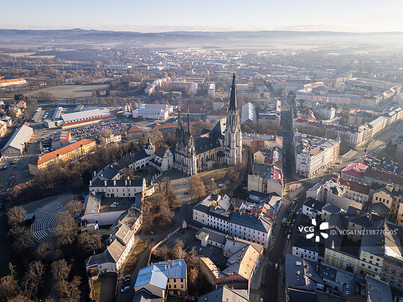 捷克共和国奥洛穆茨大教堂的航拍图图片素材