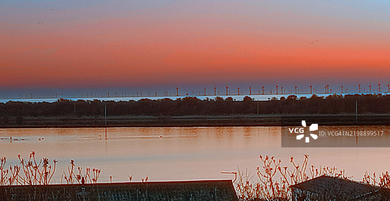 达顿河口日落时分图片素材