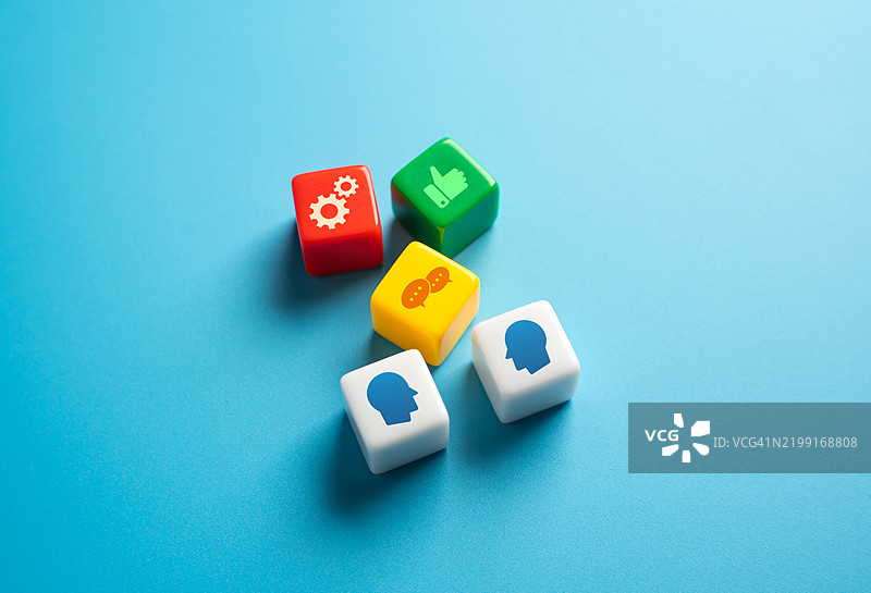 人与人之间的沟通 讨论商业 建立联系 雄辩与魅力 有趣的谈话者 基于兴趣的友好关系 演讲图片素材