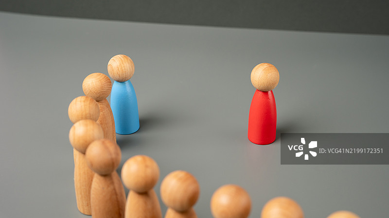 获得所有支持 被证明是最佳专家 不可否认的领导力和认可 为客户提供最佳商业条件的优惠 竞争 无可挑剔的声誉和缺乏声誉图片素材