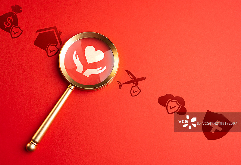 保险服务 保险产品 风险领域的保障，包括人寿保险、健康保险、旅行保险、家庭保险和商业保险图片素材