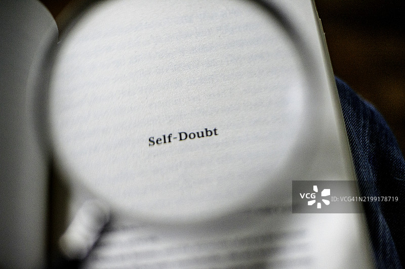 放大镜图片素材