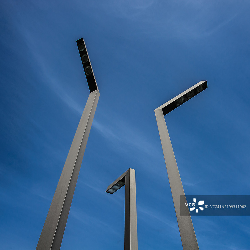 小心翼翼图片素材