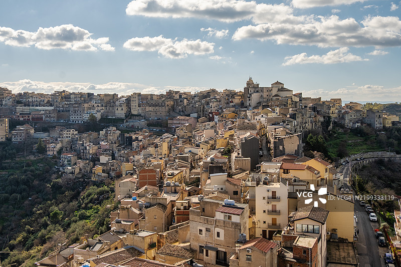 意大利西西里岛恩纳的千年村庄鸟瞰图图片素材