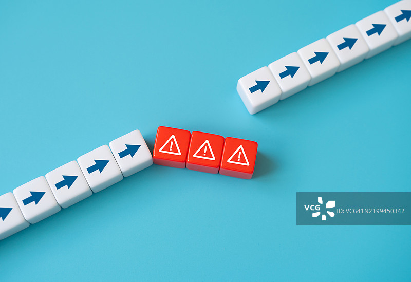 出现了一个问题，没有解决方案，无法继续旅程。严重危险，系统存在开放漏洞。图片素材