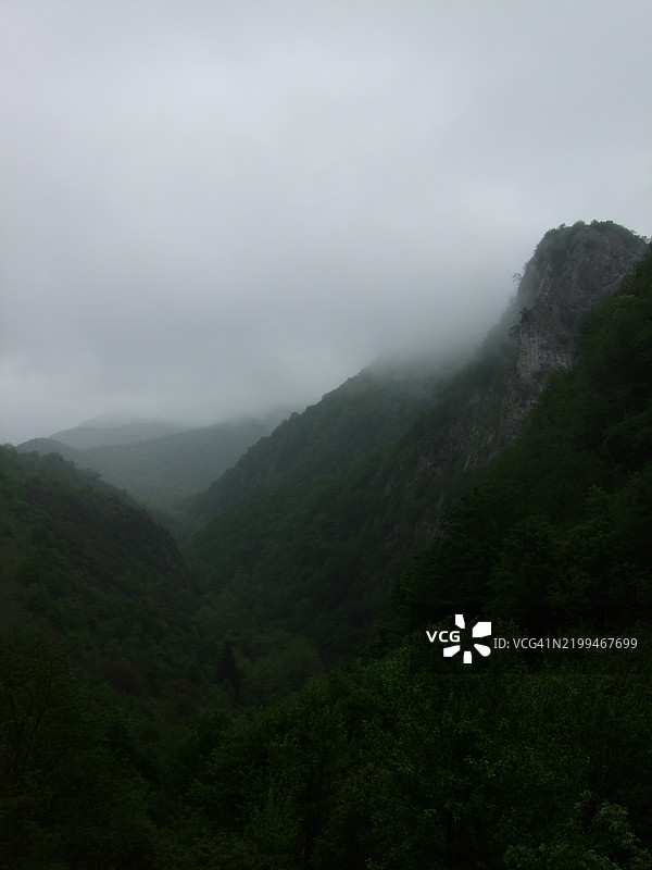 山脉与天空的美丽景色图片素材