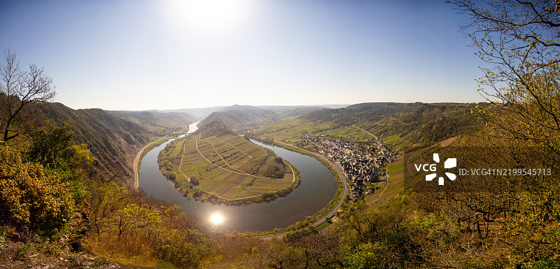 萨尔河弯夏季景色图片素材