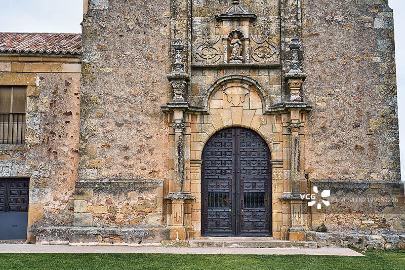 西班牙索里亚的米龙圣母修道院图片素材
