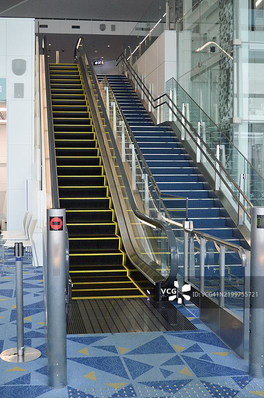楼梯和自动扶梯图片素材