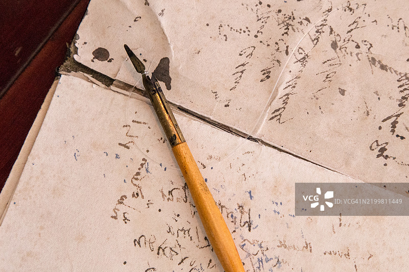 钢笔和吸墨纸图片素材