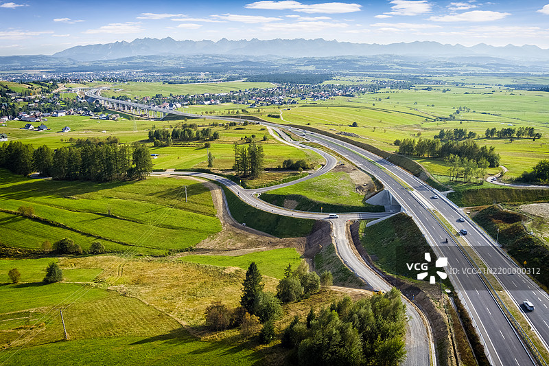波兰克拉科夫与扎科帕内之间的新S7高速公路，克利库什瓦地区图片素材