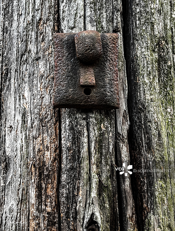 老电话杆的细节图片素材