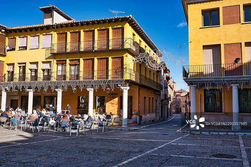 西班牙托尔德西利亚斯的马约尔广场图片素材