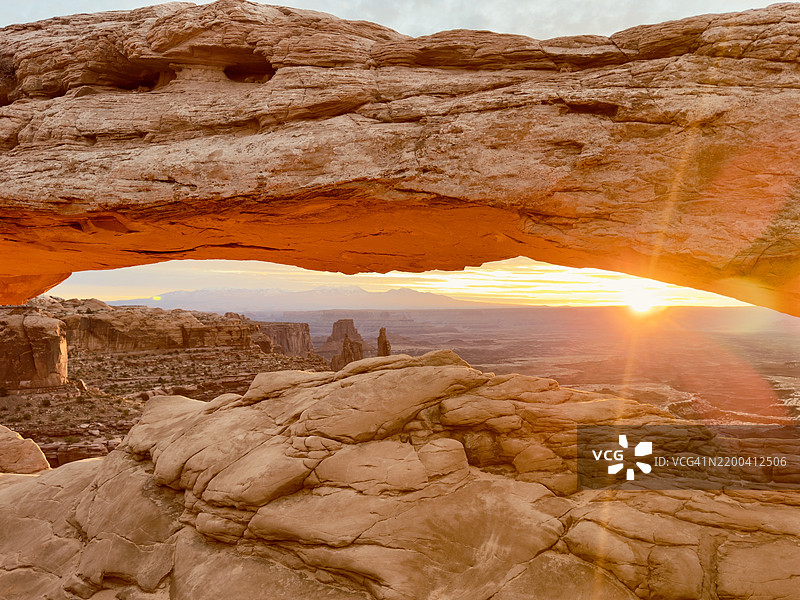 犹他州圣胡安县的岩石 formations 视图图片素材