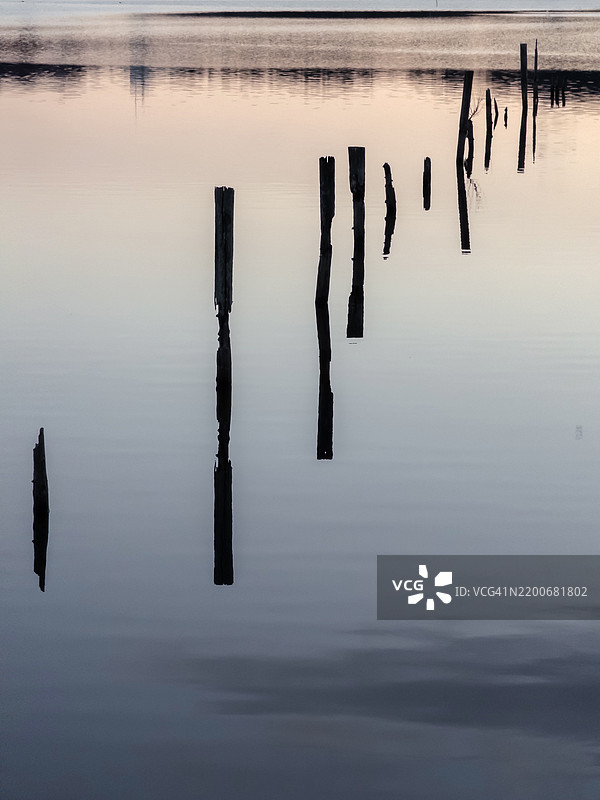日本湖泊的美丽景色图片素材