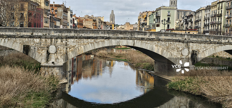 西班牙加泰罗尼亚的赫罗纳图片素材