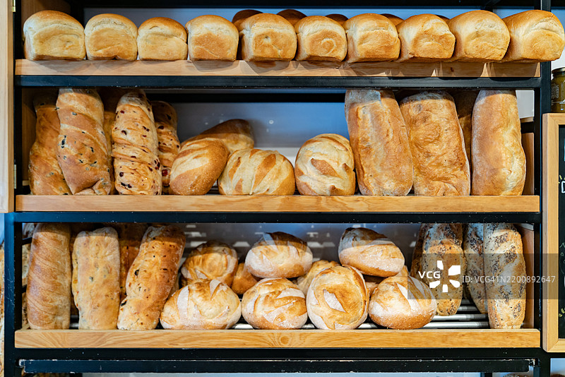 面包店里的面包条图片素材