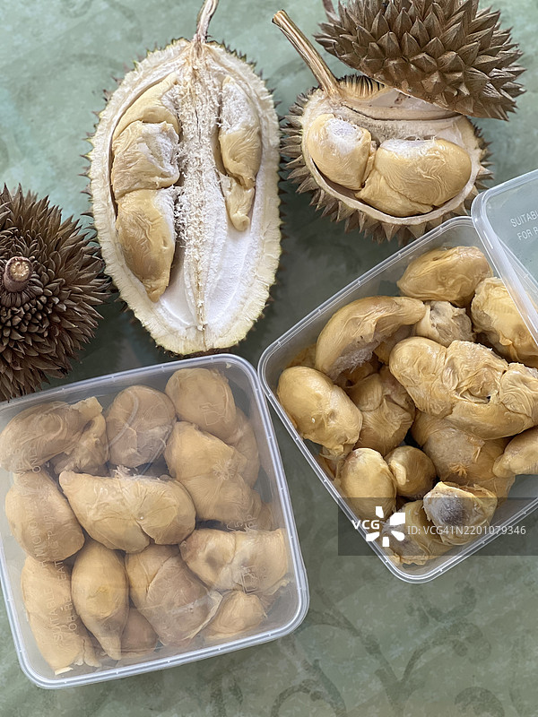 新鲜榴莲水果展示图片素材