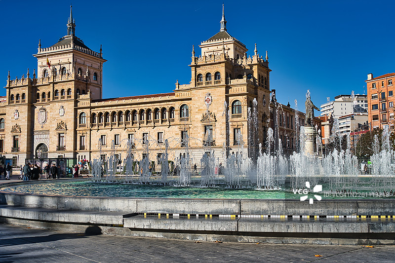 西班牙巴利亚多利德的骑兵武器学院图片素材