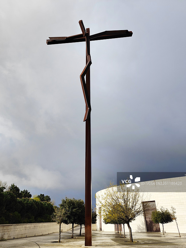 法蒂玛的克鲁斯阿尔塔十字架，位于葡萄牙法蒂玛。图片素材