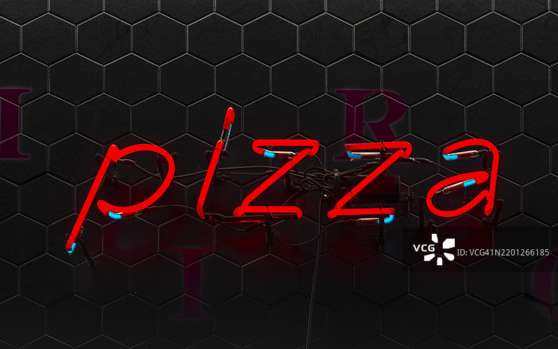 东京的红色霓虹“比萨”招牌图片素材