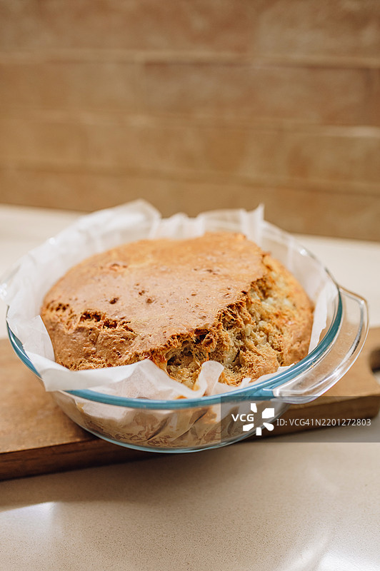 自制咸蛋糕/面包。图片素材