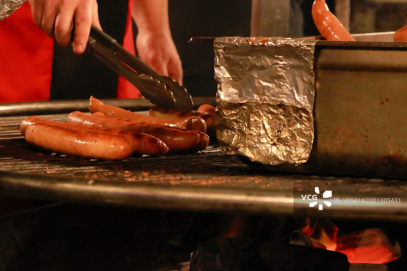 火焰烤香肠图片素材