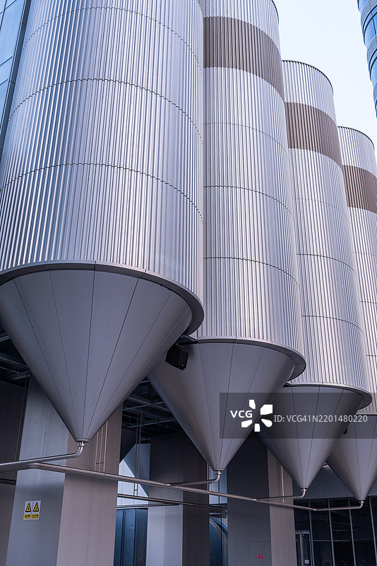 啤酒发酵储存罐图片素材