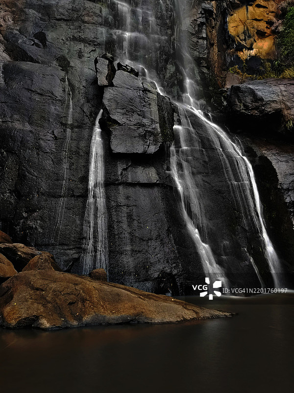 瀑布的景观图片素材