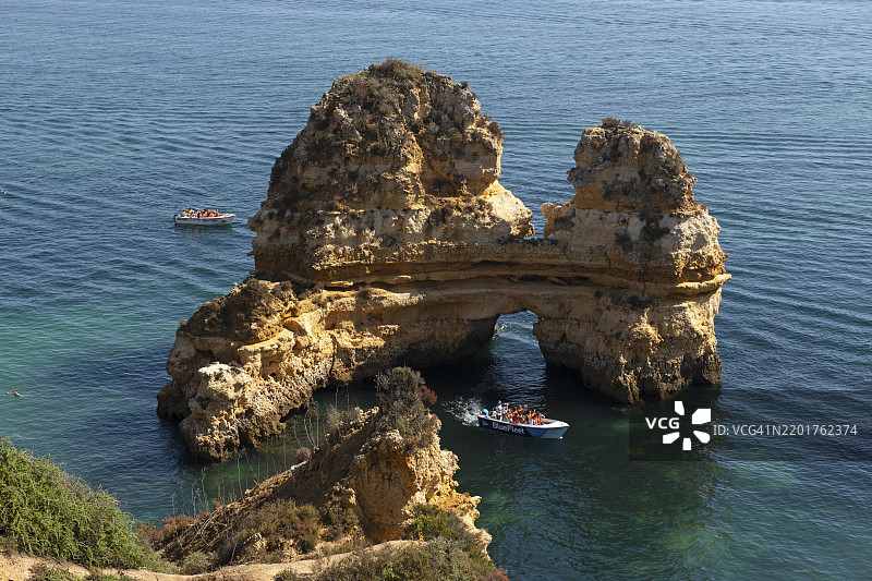 从上方俯瞰葡萄牙阿尔加维拉各斯的皮涅罗斯海滩图片素材