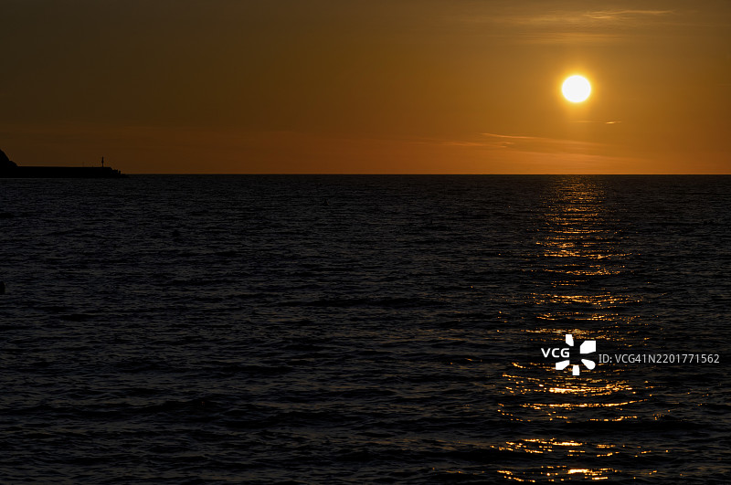 日落,傍晚氛围,海洋,圣波恩萨,圣波恩萨湾,卡尔维亚,马约卡,巴利阿里群岛,西班牙,欧洲图片素材